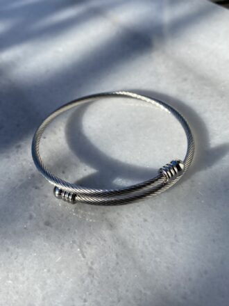 Ατσάλινο βραχιόλι χειροπέδα