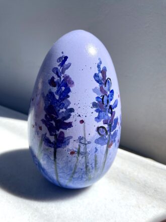 Ξύλινο αυγό ζωγραφισμένο στο χέρι