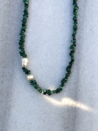 Κολιέ με ημιπολύτιμους λίθους