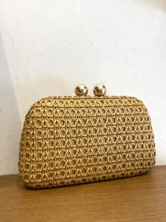 Τσαντάκι από ψάθα