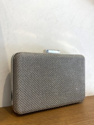 Τσαντάκι από μεταλλικό πλέγμα