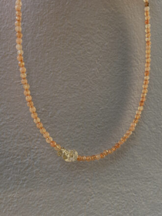 Κολιέ με νεφρίτη