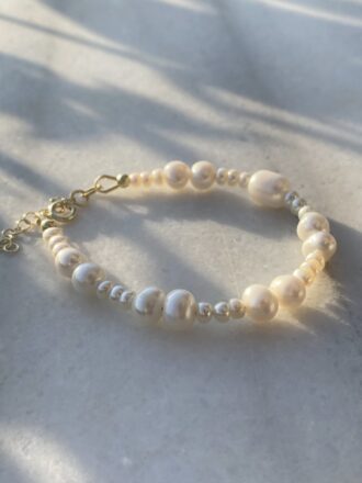 Βραχιόλι με μαργαριτάρια του γλυκού νερού