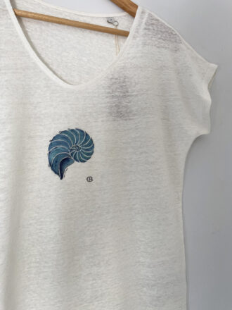 Λινή μπλούζα με κοχύλι