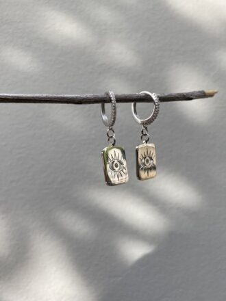 Ατσάλινοι κρίκοι με στοιχείο μάτι