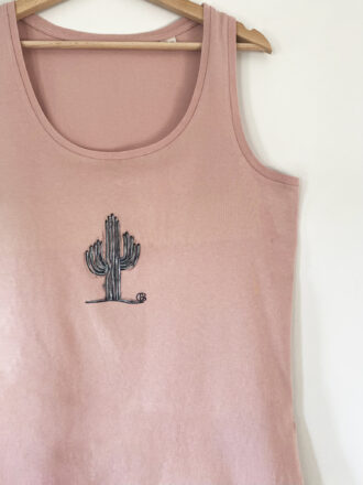 Αμάνικη ροζ μπλούζα με κάκτο